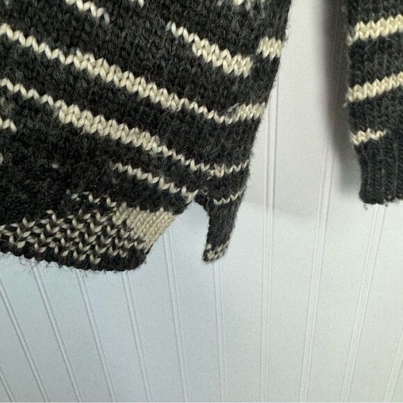 525 America Sweater XS Gray Black Cozy Warm Knit Chunky Long Sleeve Fall Casual - Picture 11 of 11